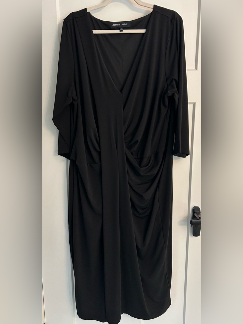 Eloquii Black Ruched V-Neck Midi Dress Size 24
